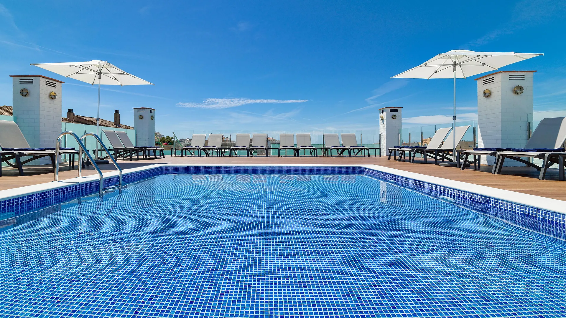 ****  H10 Delfin - Adults Only Hotel Salou Spain