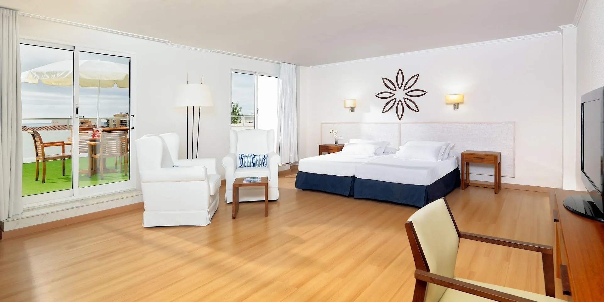 H10 Delfín - Adults Only Hotel Salou 4*,