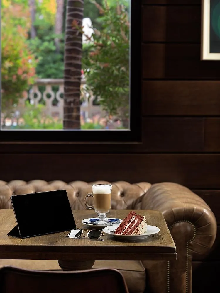 H10 Delfín - Adults Only Hotel Salou